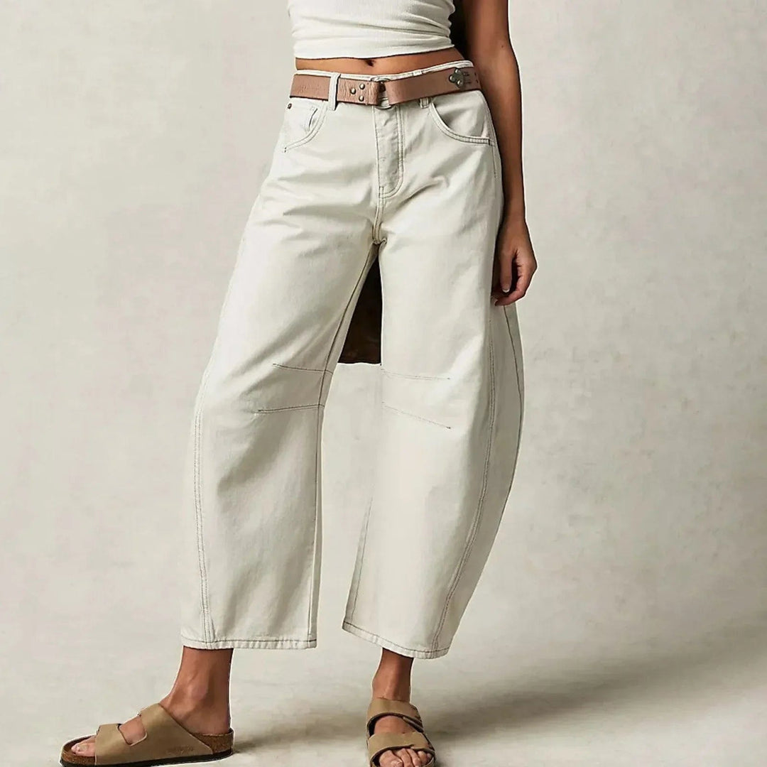 Bequeme Damenjeans mit weitem Bein, vielseitig kombinierbar für jedes Outfit und jede Jahreszeit.