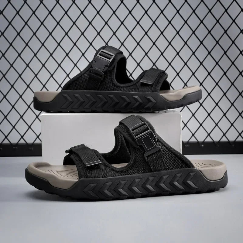 Verstellbare Herren Sandalen mit dicker Sohle, perfekt für Freizeit, Urlaub und Outdoor.