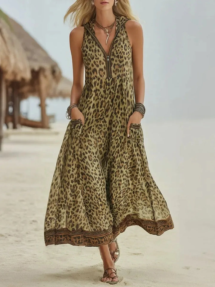 Damen Sommer Maxikleid im modischen Leopardenmuster, mit tiefem V-Ausschnitt. Ein trendiges ärmelloses Freizeitkleid.