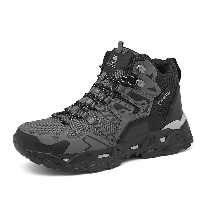 Stilvolle graue Herren Trekkingschuhe. Knöchelhoch & rutschfest für optimalen Grip und Komfort bei Outdoor-Touren.