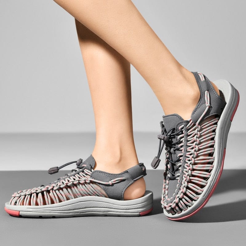 Trendige Lioris Unisex Sandalen, perfekt für warme Sommertage, Urlaub & Festivals.