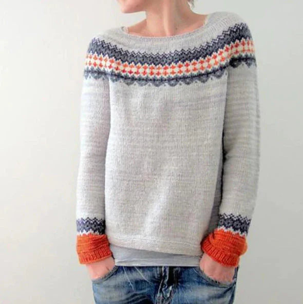 Eleganter Damen-Weihnachtspullover, nordisches Strickmuster. Warmer Langarmpullover für festliche Wintertage & Gemütlichkeit.