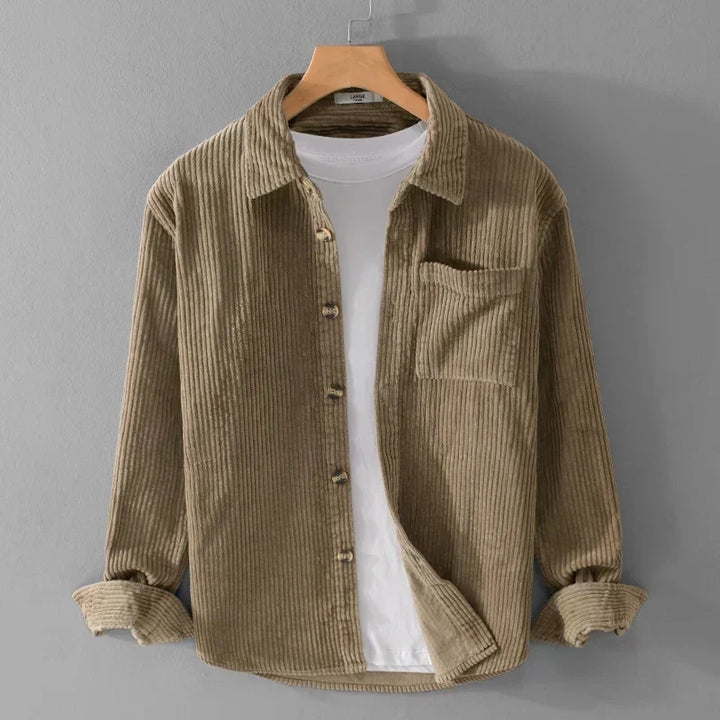 Lässige beigefarbene Herren Übergangsjacke mit Kentkragen & Knopfleiste, perfekt für Herbst-Freizeit.
