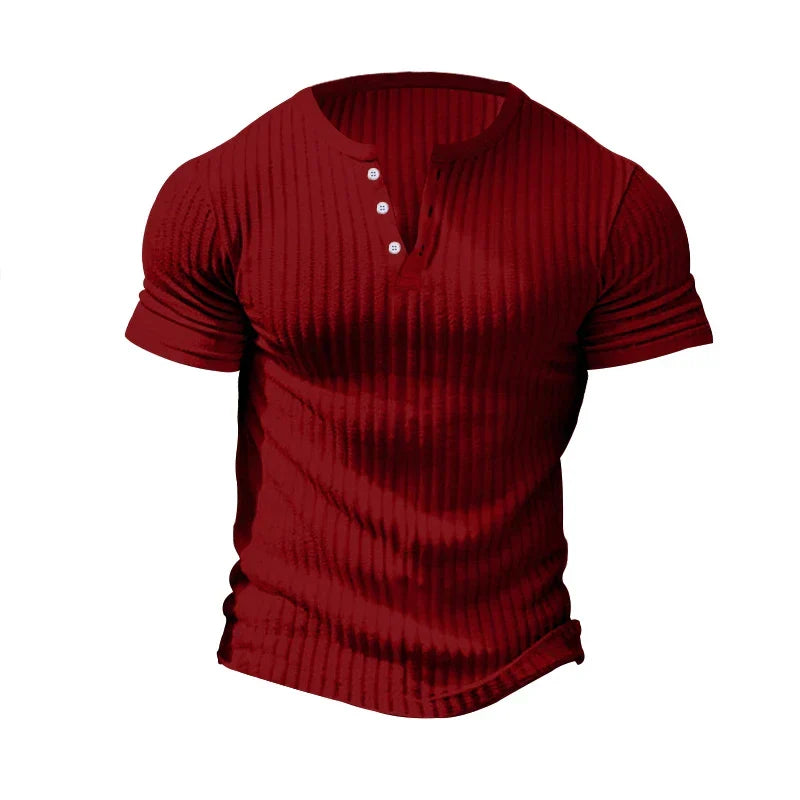 Komfortables Herren Henley T-Shirt für den Sommer, mit einzigartigem Strukturmuster für modernen Stil.
