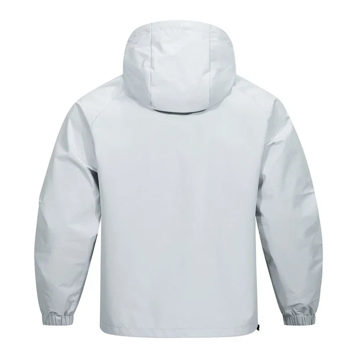 Vielseitige Herren Alltagsjacke: wasserdichte Kapuzenjacke für den Schutz bei Regen, Wind und Kälte, stilvoll und robust.