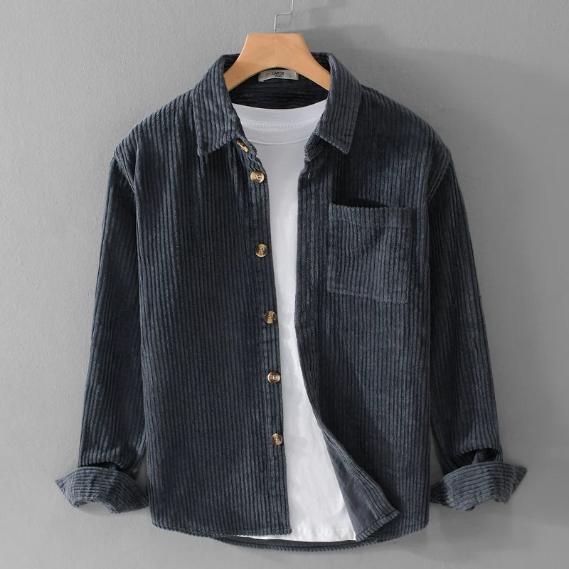 Vielseitige graue Herren Übergangsjacke für Herbst, geeignet für Business-Casual & Freizeit, mit Knopfleiste.