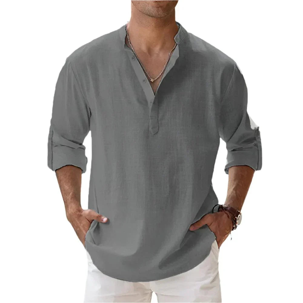 Herren Kurzarm Henley-Shirt mit Stehkragen, ideal für warme Tage und Freizeit.