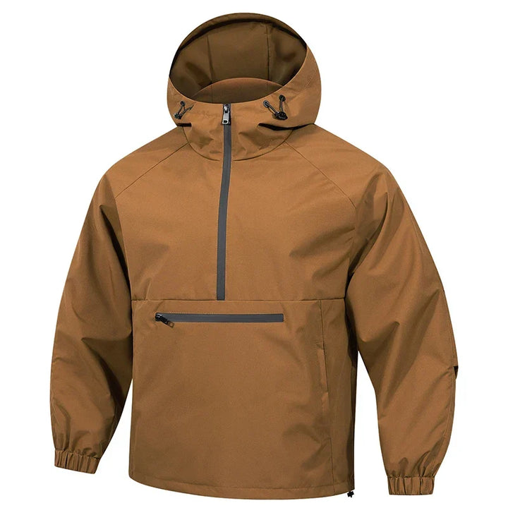 Stilvolle Herren Regenjacke mit Kapuze, ideal als wasserdichte Outdoor- und Freizeitjacke für alle Wetterlagen.