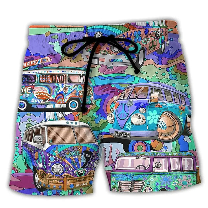 Nahaufnahme der Herren Badehose. Detail des urbanen Graffiti-Musters für stilvolle Strandmode.
