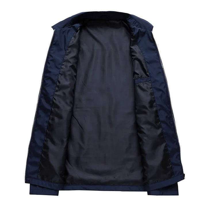 Herrenjacke Business Casual in Slim Fit, ideal für Frühling/Herbst. Atmungsaktive Eleganz für den modernen Büro-Look.