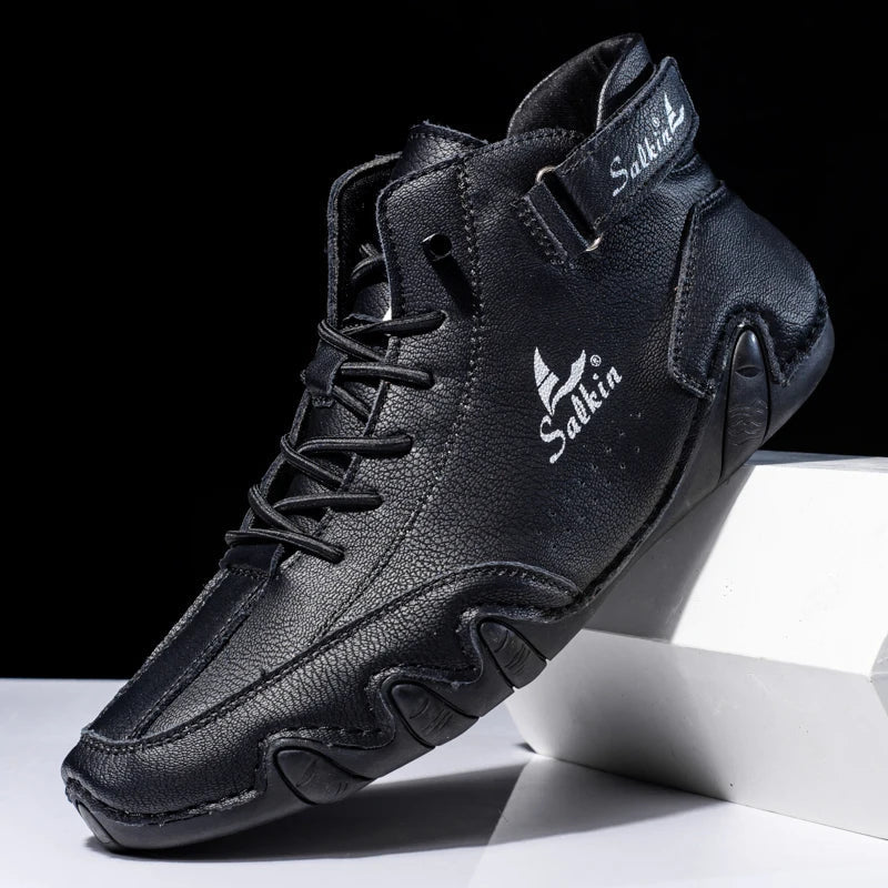 Robuste Herren High-Top Schuhe: Bequeme Freizeitschuhe, perfekt für den Winter und längere Spaziergänge.