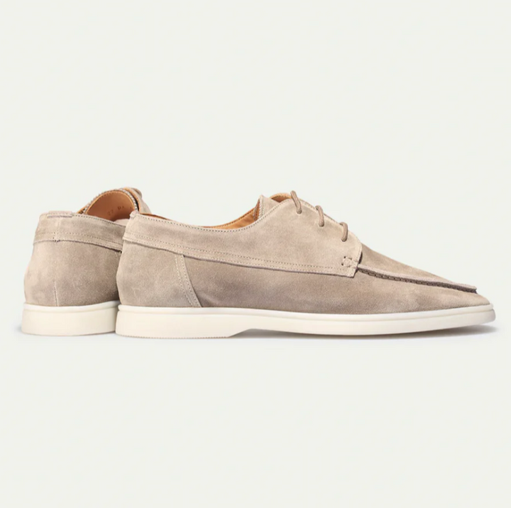 Dunkle, elegante Herren Schnür-Loafers; klassische Business Schuhe & stilvolle Freizeitschuhe für Männer.