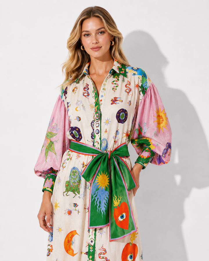 Vintage Damen Maxikleid in Lila mit gedrucktem Muster, langen Laternenärmeln und schmeichelhafter A-Linie.