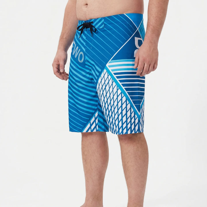 Moderne Herren Badehose, schnelltrocknend in Grau. Ideal für Wassersport, Urlaub & Freizeit. Stilvolle Schwimmshorts.