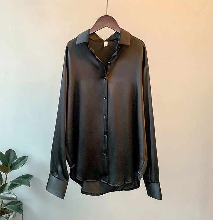 Weiße elegante Langarm Bluse für Damen. Ideal für Sommer, Business und Freizeit. Zeitlos schick.