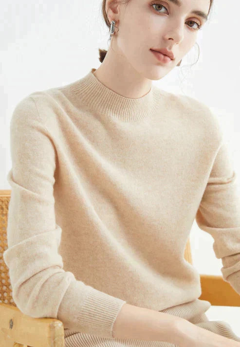 Vielseitiger Damen Feinstrickpullover mit Rundhals und geradem Schnitt. Optimal für Büro & Freizeitmode.