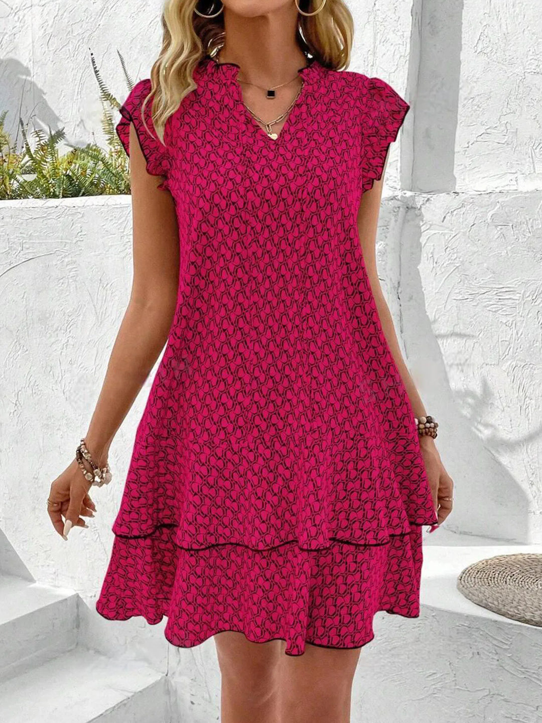 Damen Minikleid mit Stufenvolants, locker & luftig. Bequemes Sommer-Freizeitkleid für Alltag und Urlaub.
