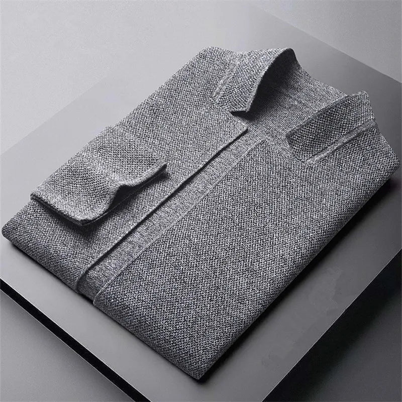 Vielseitige graue Herren Strickjacke, atmungsaktiv & leicht, perfekt für Freizeit und Büro.