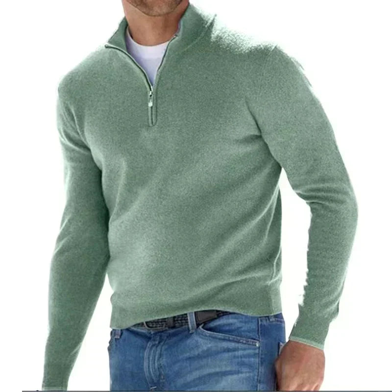 Klassischer Herren Strickpullover mit Reißverschluss, komfortabel und zeitlos modern.
