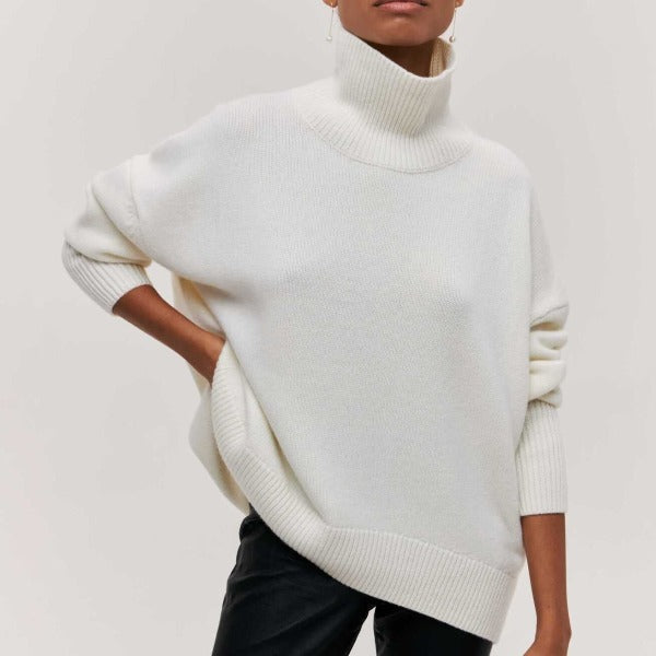 Weicher Damen Rollkragenpullover, vielseitig kombinierbar. Kuscheliger Winterpullover, ein Basic für Damenmode.