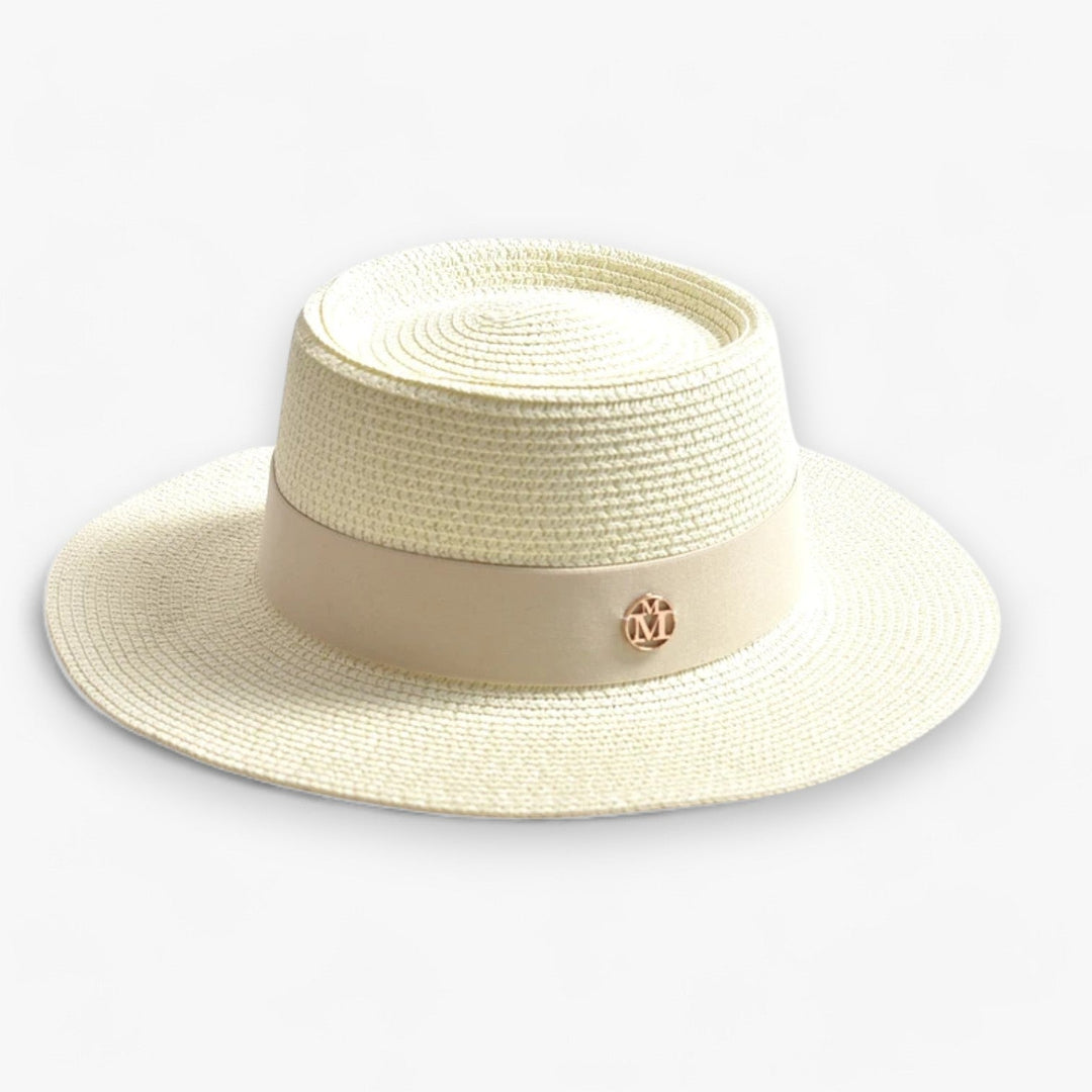 Eleganter Clara Damenhut für den Sommer, breitkrempig, UV-Schutz für modische Auftritte.