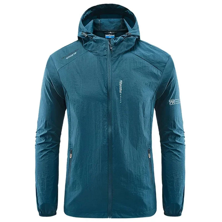 Stilvolle Herren Funktionsjacke, wasserdicht, schützt vor Wind und Wetter, perfekt für Outdoor-Bekleidung.