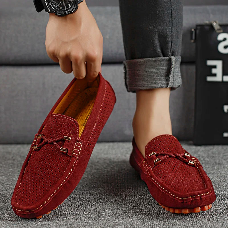 Elegante Herren Slip-On Mokassins. Atmungsaktiv, leicht & bequem für stilvollen Sommerkomfort.