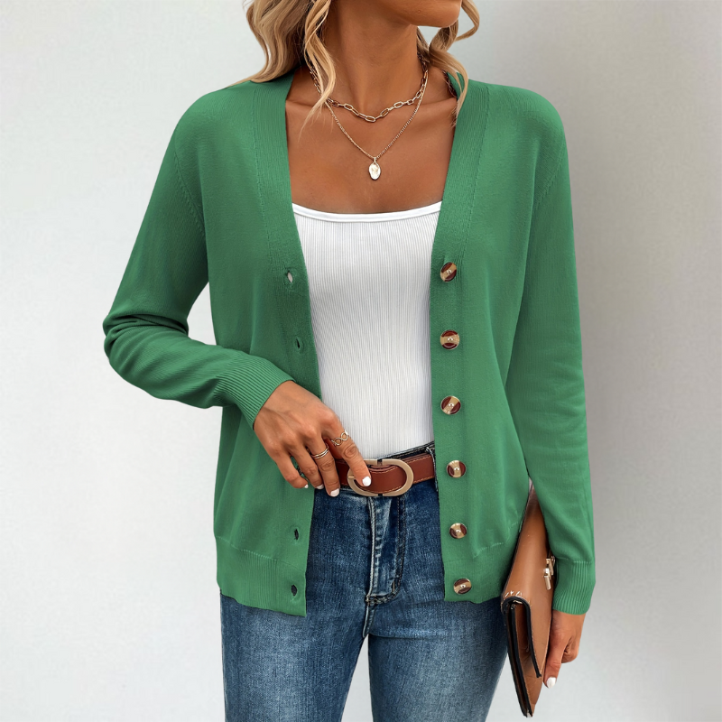Elegante Damen Strickjacke mit V-Ausschnitt & seitlichen Schlitzen. Ideal für Frühling & Herbst.