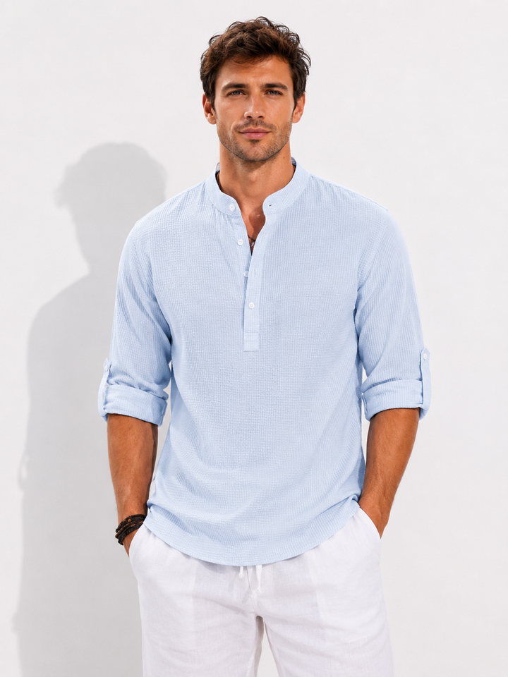 Bequemes Herren Langarmshirt in Marineblau, bietet maximalen Komfort für den ganzen Tag, ideal für Freizeit.