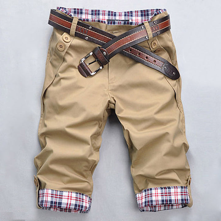 Herren Shorts im Karomuster, ideal für Sommer, Strand & Freizeit. Bequeme Bermuda-Hose für warme Tage.