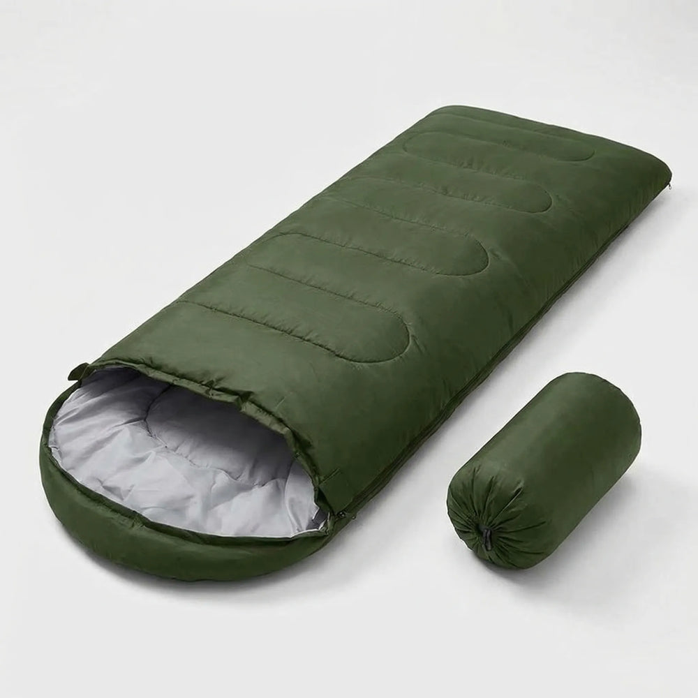 Komfortabler ultraleichter Deckenschlafsack ausgebreitet, ideal für gemütliches Camping, Trekking & Outdoor-Reisen.