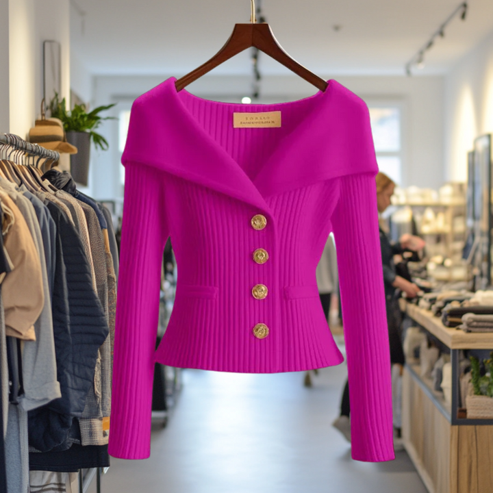 Damen Luxus-Strickjacke, warm und stilvoll. Eine gemütliche Strickjacke für elegante Winter-Damenmode.