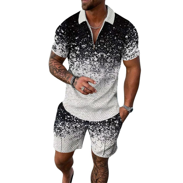 Bequemes Herren Loungeset Rex: Polo & Shorts. Perfekt als Freizeit- oder Hauskleidung im Sommer.