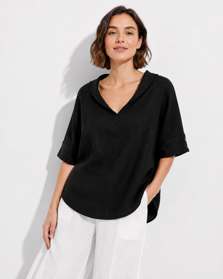 Modisches Damen Freizeit Hemd mit V-Ausschnitt. Luftiges Kurzarm-Design, ideal für elegante Sommer- & Frühlings-Looks.