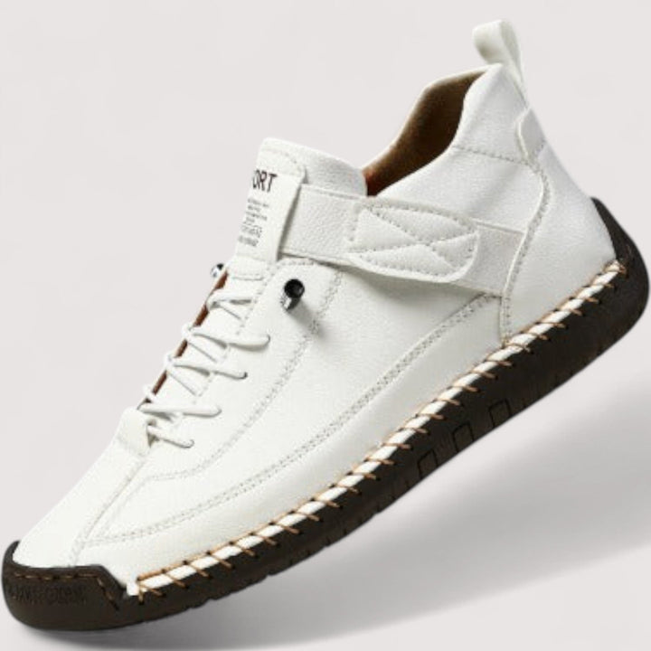 Damen Sneaker mit rutschfester Sohle: Atmungsaktiver Komfortschuh für den aktiven Alltag.