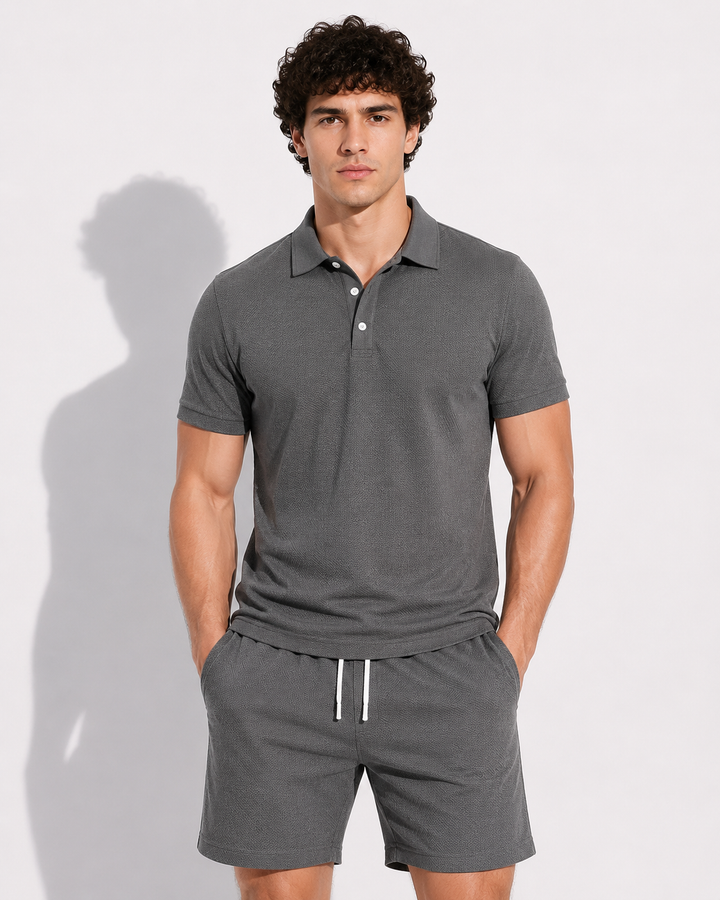 Vielseitiges Herren Polohemd & Shorts Set. Perfekt für Freizeit, Sport, Reisen im Sommer. Bietet Stil & Komfort.