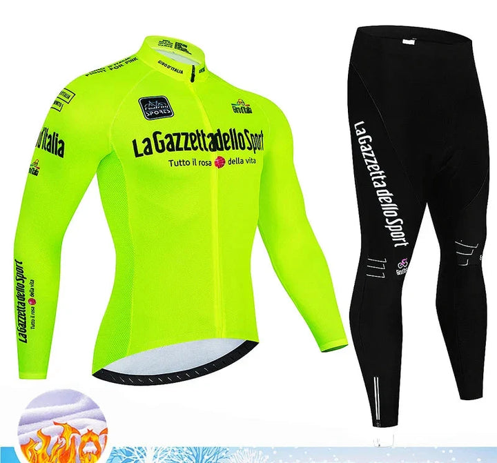 Atmungsaktives Herren Radsport Set für kalte Wintertage: Thermofleece Trikot & 20D Gelpolster Hose.