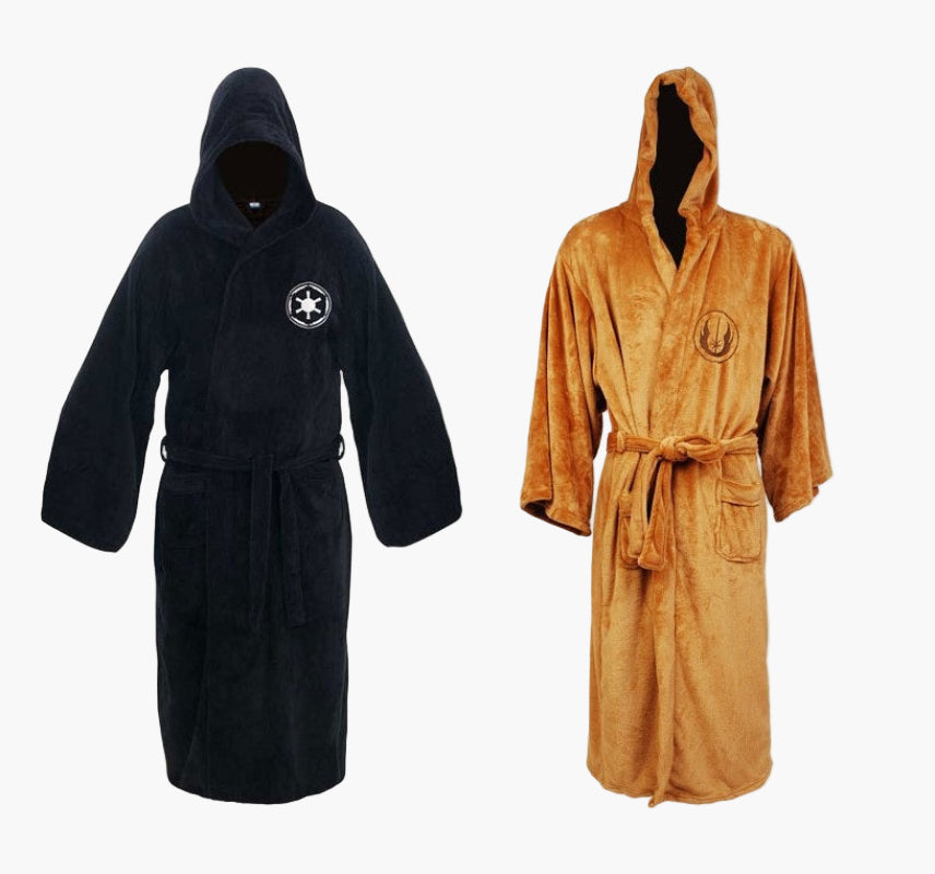 Gemütlicher Herren Cosplay Bademantel im Jedi & Sith Stil mit Kapuze. Idealer Morgenmantel für Fans.