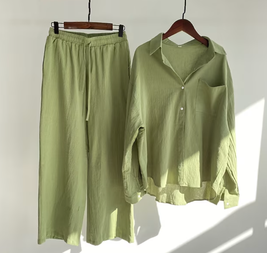 Damen Oversized Zweiteiliges Set Mariella für Sommer. Luftige Bluse & weite Hose. Bequem & stilvoll für Freizeit.