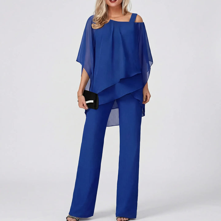 Leichtes Damen Sommer Outfit: Zweiteiler mit weitem Bein & modischem Cold Shoulder Design.