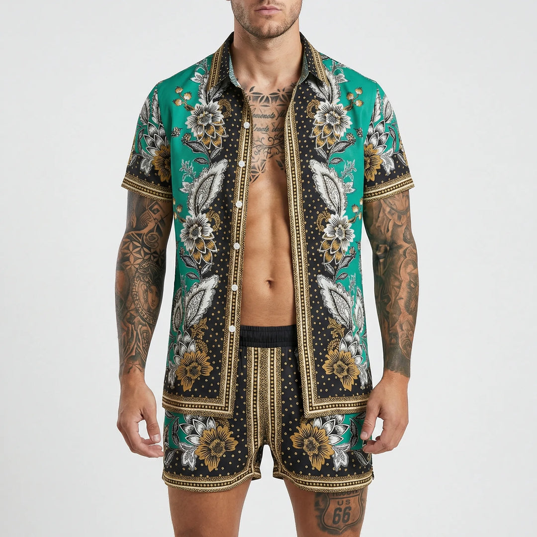 Komplettes Herren Sommeroutfit Jamal mit lebhaftem Print, ideal für Urlaub und Freizeit.
