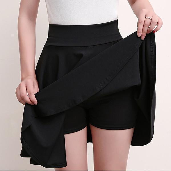 A-Linien-Plissee-Rock für Damen mit integrierten Shorts. Elegant und bequem für den Alltag.