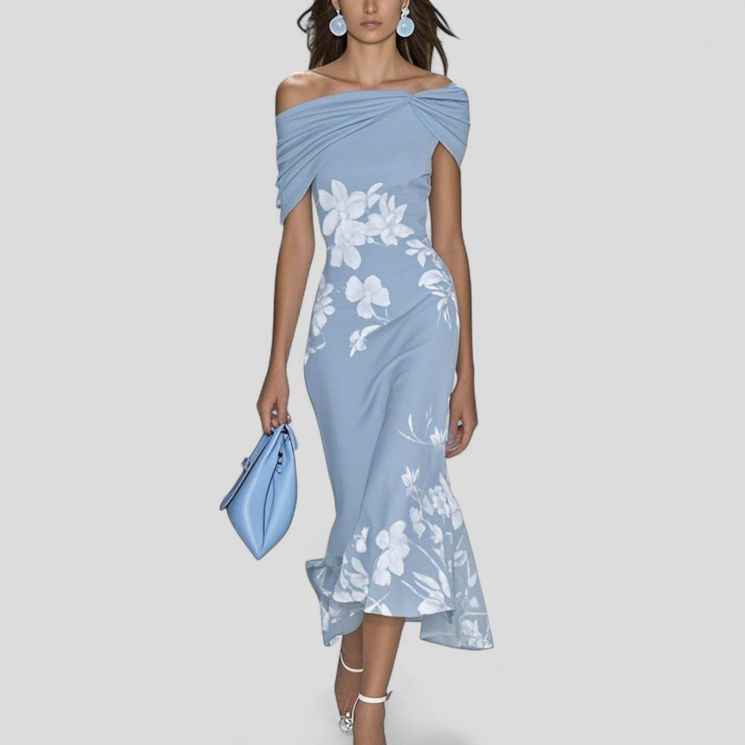 Modisches Damen Midikleid im Regular Fit für gemütlichen Stil. Ideal als vielseitiges Freizeitkleid oder schickes Event-Outfit.