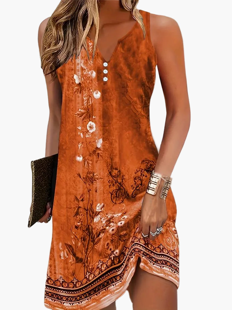Komfortables Freizeitkleid für Damen, ärmellos, mit lebhaftem abstraktem Muster, für entspannte Sommertage.