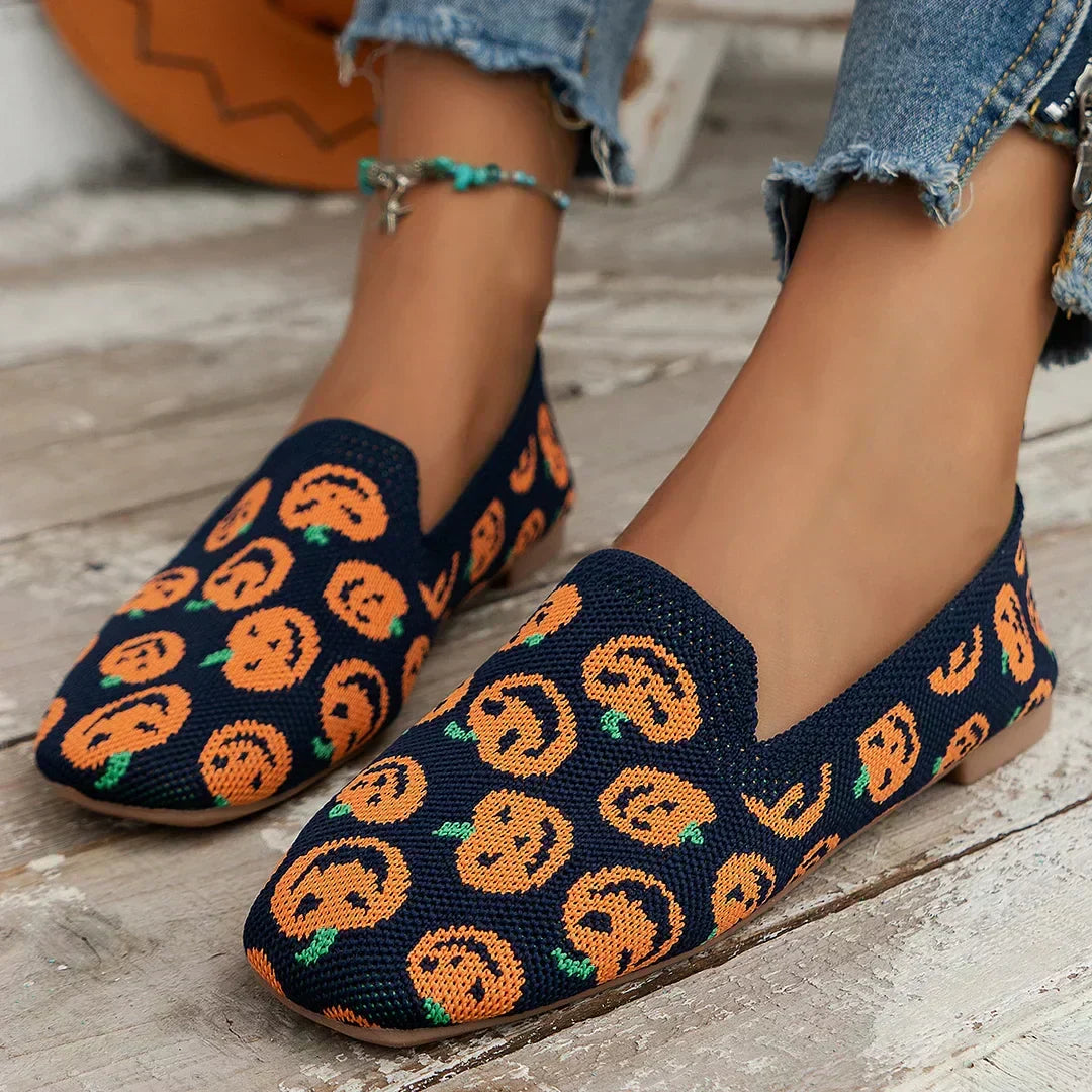 Atmungsaktive leichte Damenschuhe Slip-on, orthopädisch, ideal für warme Tage und Freizeit.