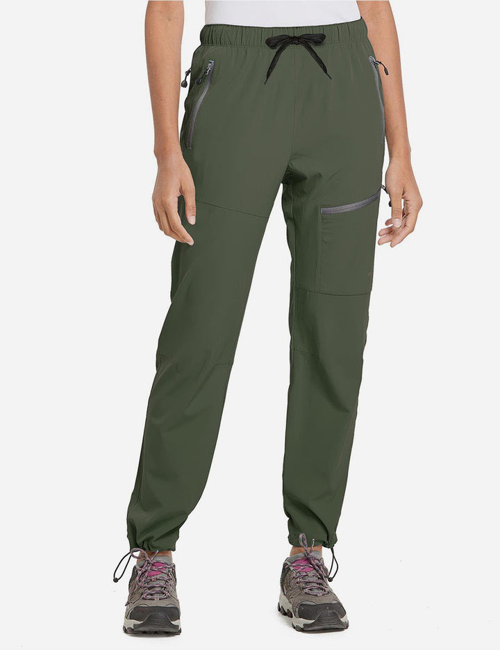 Sportliche Damen Cargohose, ideal für Reisen & Natur, mit robusten Taschen.