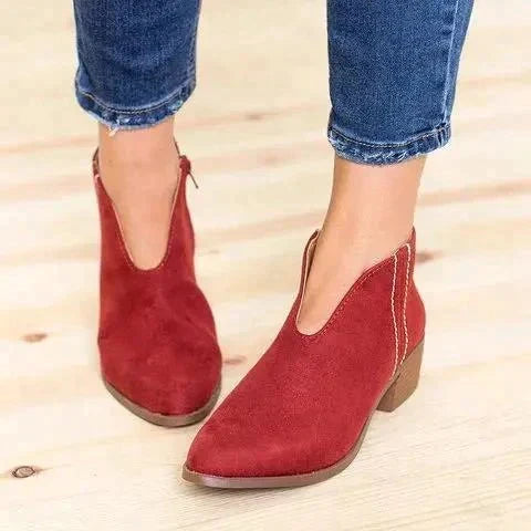 Vielseitige Damen Stiefeletten mit V-Schnitt, Reißverschluss. Ideal als Freizeitschuh oder Abendschuh für Frauen.