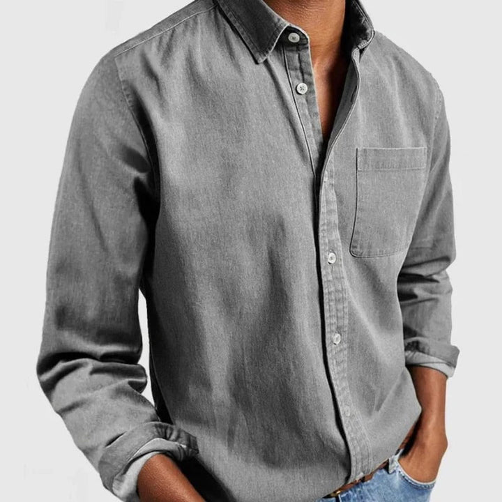 Herren Jeanshemd Dorian in Regular Fit, ideal für Freizeit und Alltag, zeitlos und vielseitig kombinierbar.