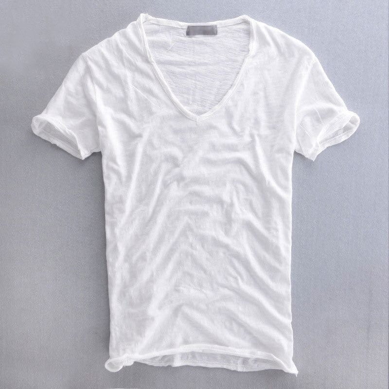 Modernes Herren Freizeitshirt mit V-Ausschnitt, kurzärmelig, bequem für den täglichen Casual-Look.