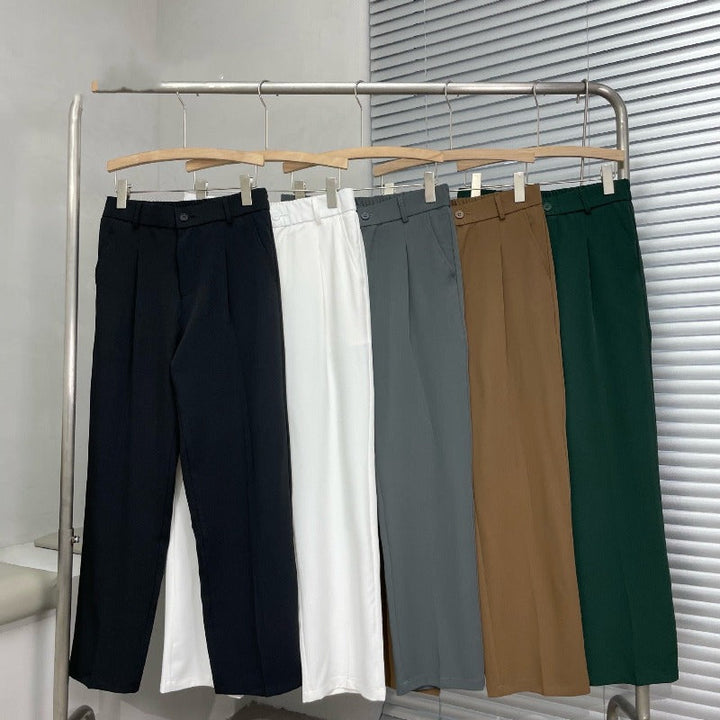 Vielseitige Herren Wide-Leg Hose, perfekt als Freizeithose oder für den Business Casual Auftritt, hoher Tragekomfort.